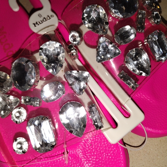 🆕 New Pretty Rhinestone ᥫ᭡ - Picture 3 of 6